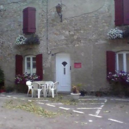 La Maison Des Vendangeurs Trausse Luaran gambar